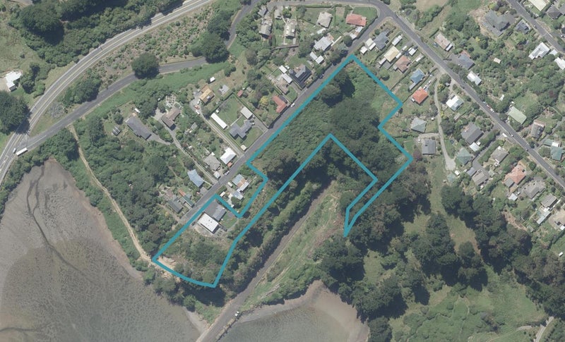 21 Downes Road, Roseneath, Port Chalmers - Carousel 1