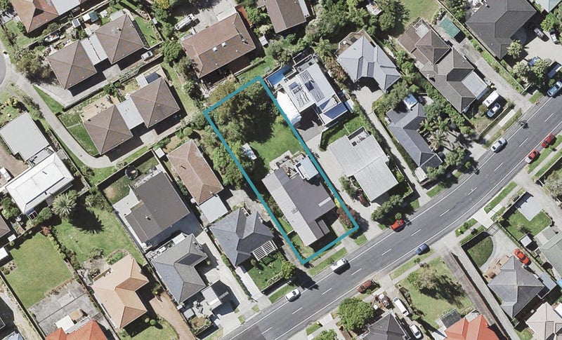 33 Bradbury Road, Botany Downs, Auckland - Carousel 1