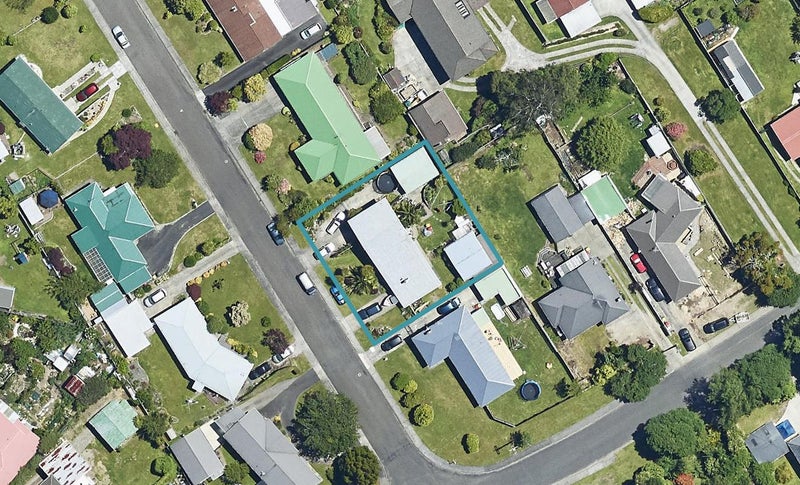 3 Campbell Place, Pukehangi, Rotorua - Carousel 1
