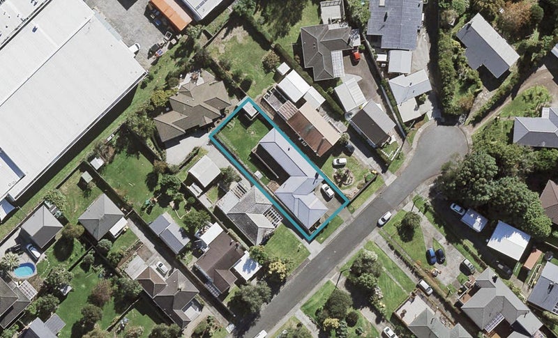 10 Benders Avenue, Hillcrest, Auckland - Carousel 1