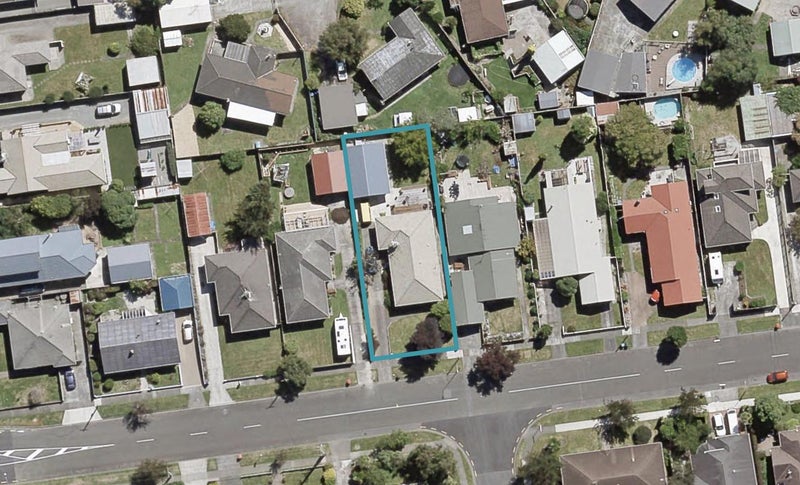 71 McParland Street, Elderslea, Upper Hutt - Carousel 1