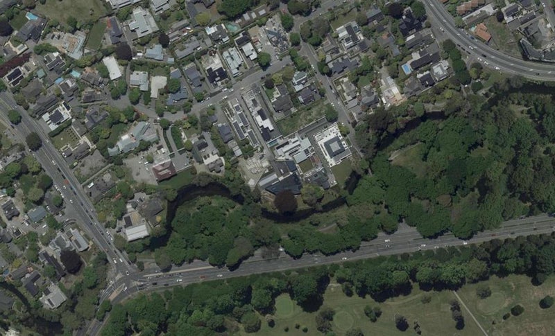 10 Desmond Street, Merivale, Christchurch - Carousel 1