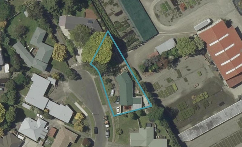 10 Patea Place, Terrace End, Palmerston North - Carousel 1