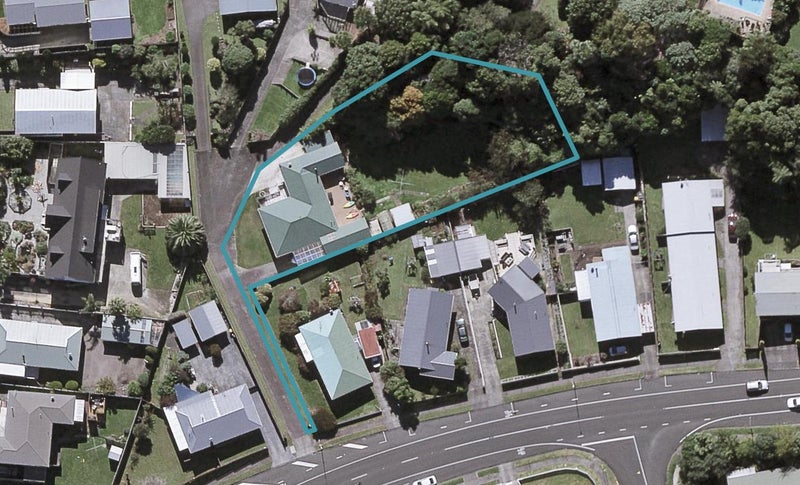 44A Cumberland Street, Merrilands, New Plymouth - Carousel 1
