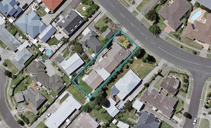 2/26 Auckland Road, Greenmeadows, Napier - Carousel 1