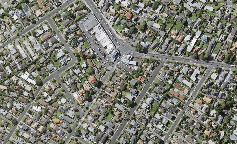 2/4 Jutland Road, Hauraki, Auckland - Carousel 1