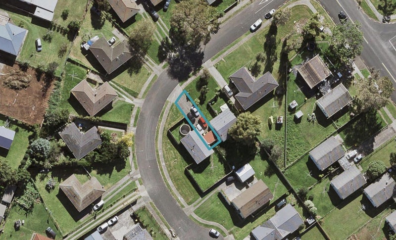 6 Cessna Crescent, Mangere, Auckland - Carousel 1