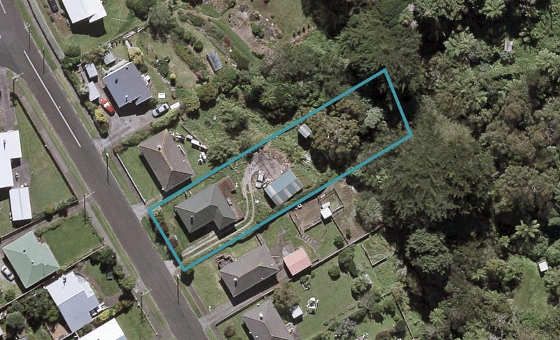 46 Banks Street, Marfell, New Plymouth - Carousel 1