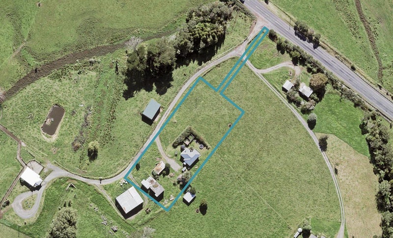 1045 State Highway 16, Waimauku, Waimauku - Carousel 1