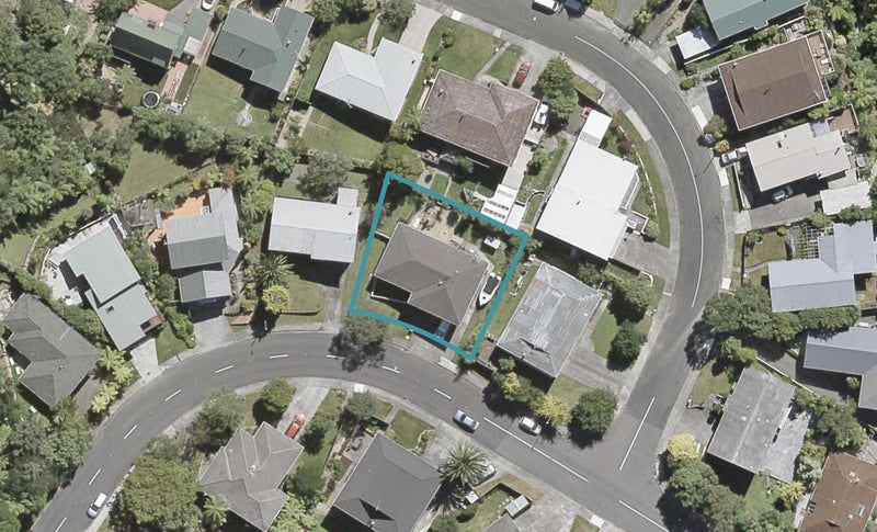 70 Tirohanga Road, Tirohanga, Lower Hutt - Carousel 1