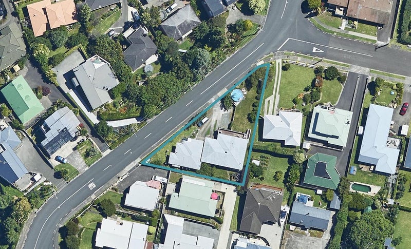 12A Grange Road, Otumoetai, Tauranga - Carousel 1