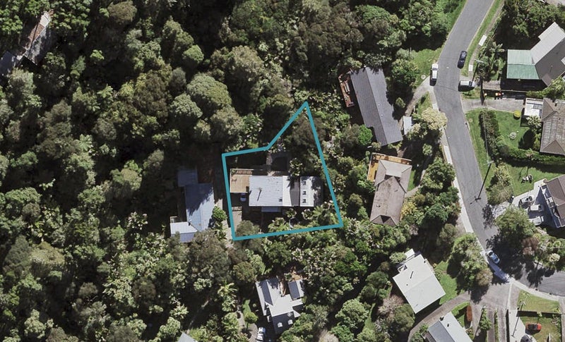 46 Coroglen Avenue, Birkenhead, Auckland - Carousel 1
