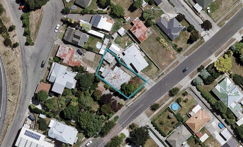 27 Ferry Road, Clive, Clive - Carousel 1