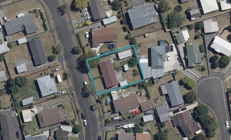 8A Dalton Crescent, Dinsdale, Hamilton - Carousel 1