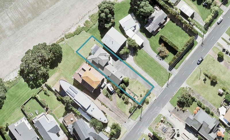 64 Tindalls Bay Road, Tindalls Beach, Whangaparaoa - Carousel 1
