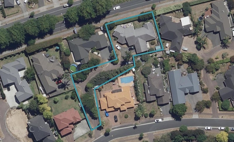 22 Nielsen Gardens, Rototuna, Hamilton - Carousel 1
