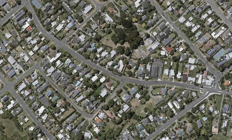 33 Te Moana Road, Waikanae Beach, Waikanae - Carousel 1