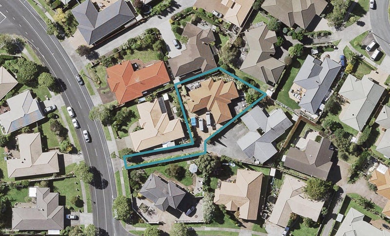 51 Kilimanjaro Drive, Northpark, Auckland - Carousel 1