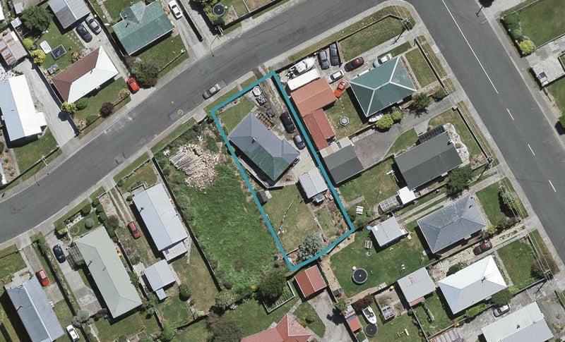 7 Boyne Street, Clifton, Invercargill - Carousel 1