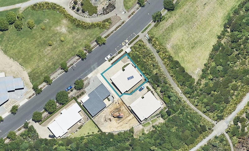 129 Lakes Boulevard, Pyes Pa, Tauranga - Carousel 1