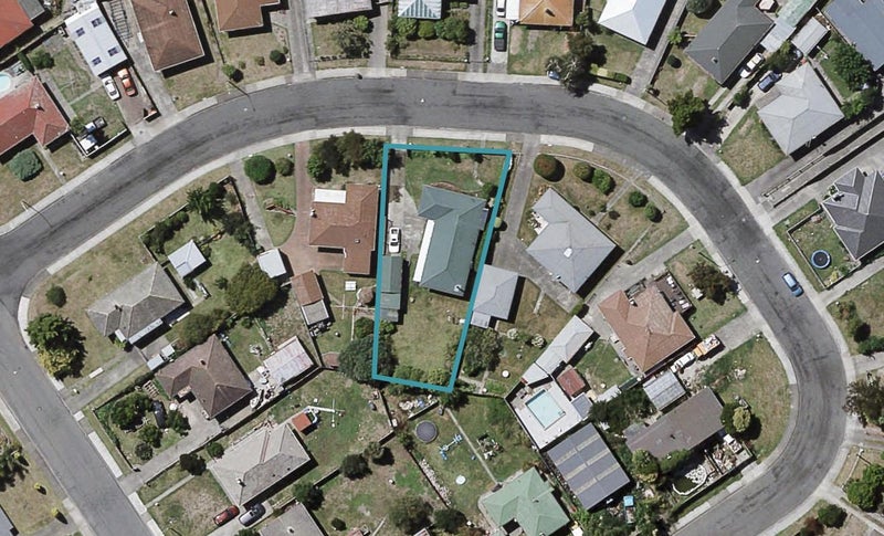 1207 Norfolk Crescent, Mayfair, Hastings - Carousel 1