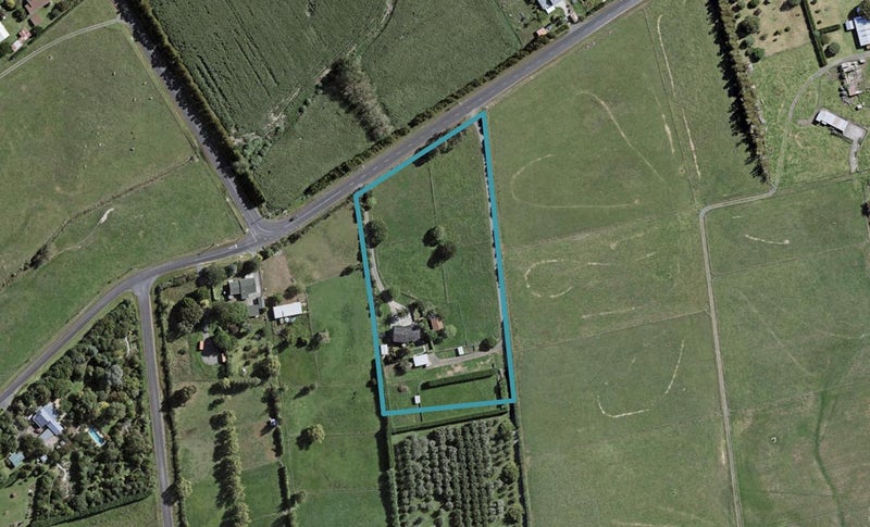 118 Clarks Beach Road, Pukekohe - Carousel 1