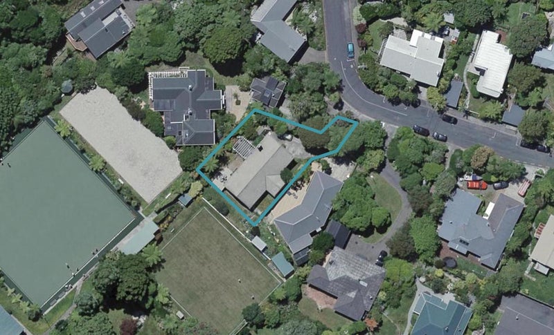 13 Baroda Street, Khandallah, Wellington - Carousel 1