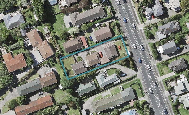 2/191 Lake Road, Belmont, Auckland - Carousel 1