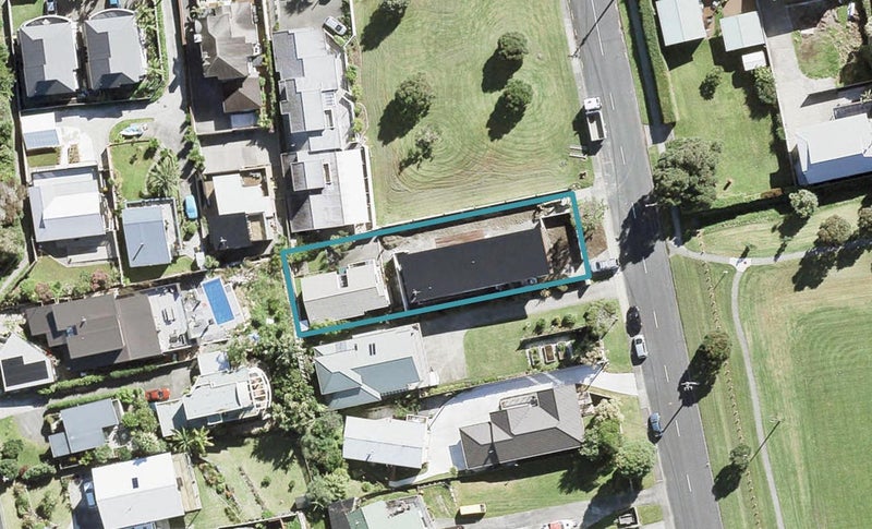 3B William Bayes Place, Red Beach, Whangaparāoa - Carousel 1