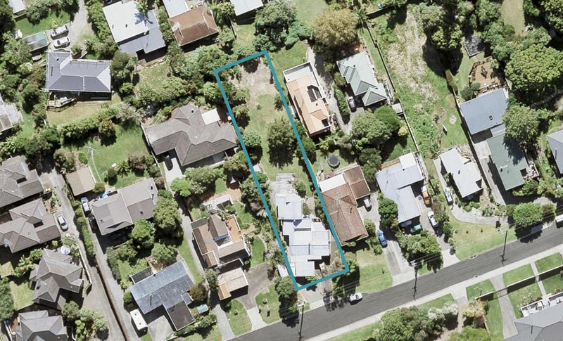 9 Manuwai Road, Torbay, Auckland - Carousel 1