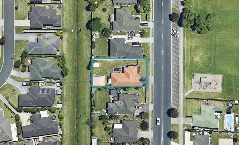 132 Evans Road, Papamoa Beach, Papamoa - Carousel 1