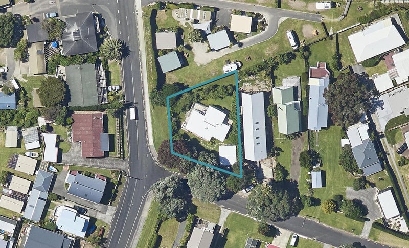 4 Hinemoa Road, Waihi Beach, Waihi Beach - Carousel 1