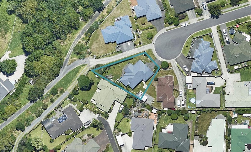 15 Braithwaite Lane, Pyes Pa, Tauranga - Carousel 1