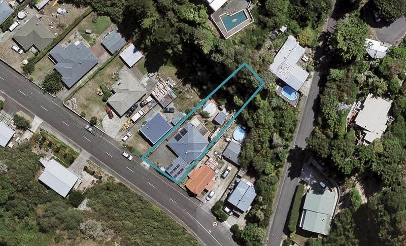 43 Burns Road, Hospital Hill, Napier - Carousel 1