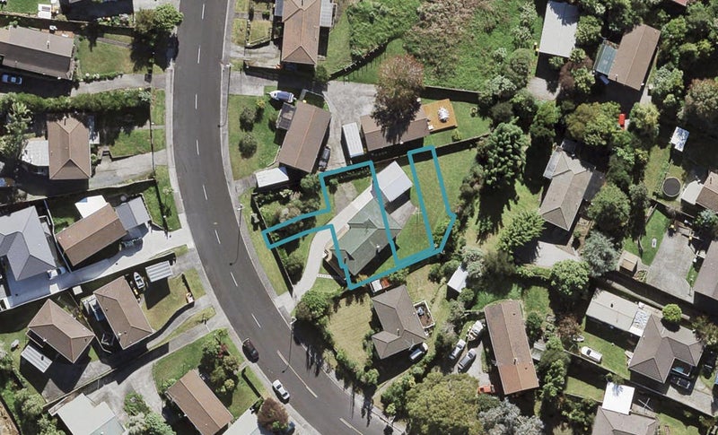 6/7 Cedar Heights Avenue, Massey, Auckland - Carousel 1