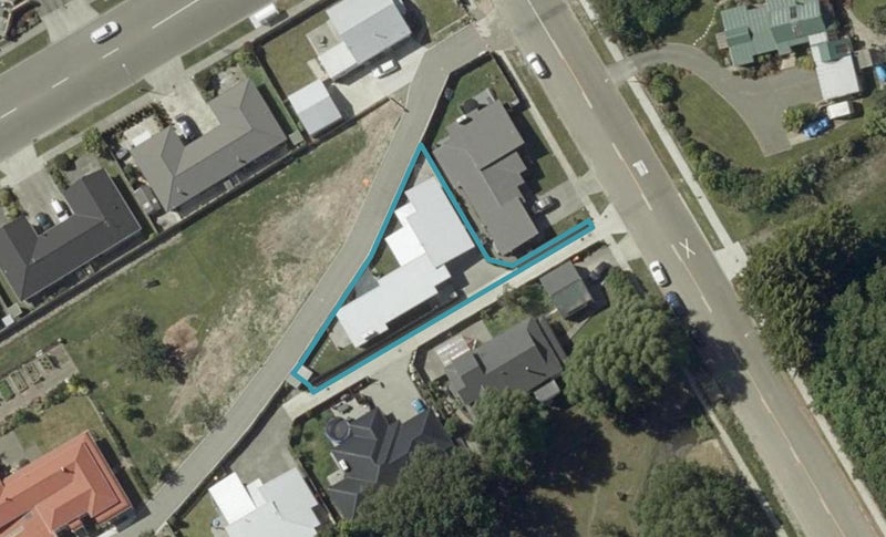 63C James Line, Kelvin Grove, Palmerston North - Carousel 1