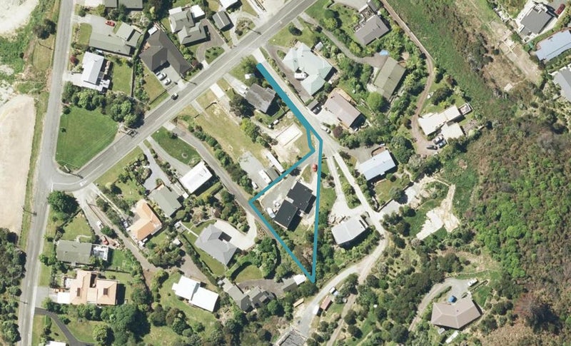 26 Moana View Road, Waikawa, Picton - Carousel 1