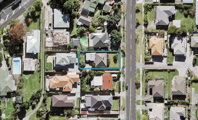 3 Links Road, New Lynn, Auckland - Carousel 1