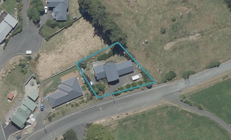 91 Campbells Road, Pine Hill, Dunedin - Carousel 1