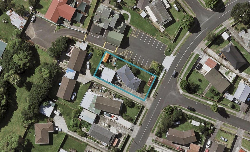 16 Israel Avenue, Clover Park, Auckland - Carousel 1
