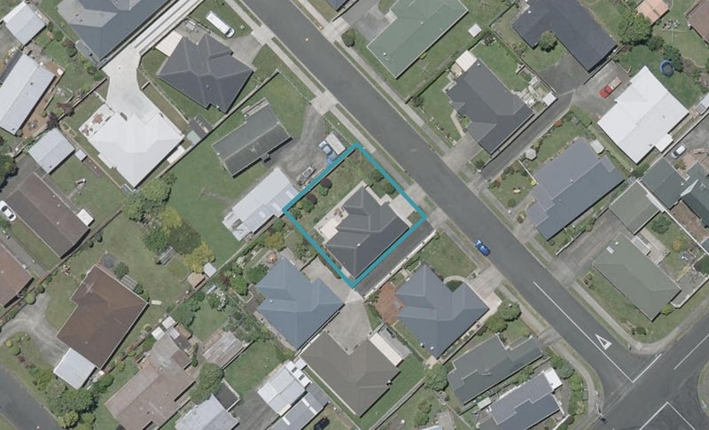 9 Brougham Place, Springvale, Whanganui - Carousel 1