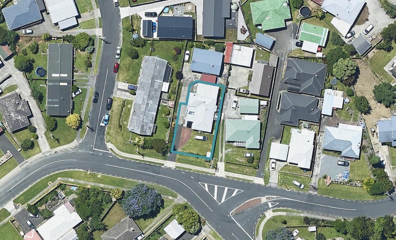 67 Clarke Street, Gate Pa, Tauranga - Carousel 1