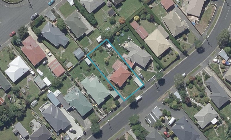 123 Centennial Avenue, Helensburgh, Dunedin - Carousel 1