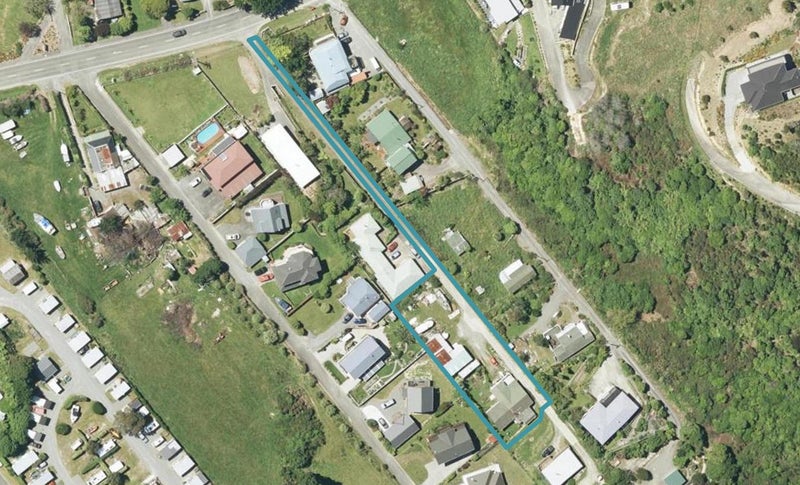 8 Whitiao Way, Waikawa, Picton - Carousel 1