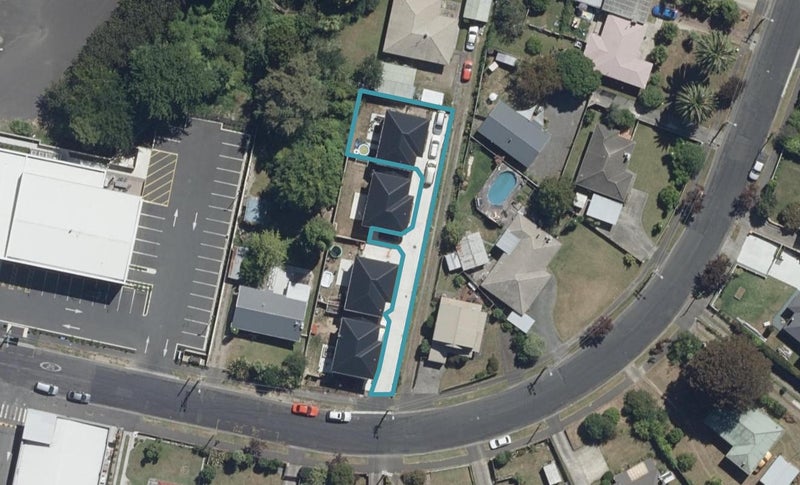 9D Urlich Avenue, Melville, Hamilton - Carousel 1