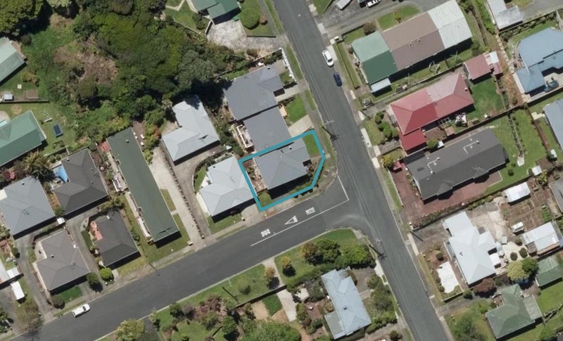 2 Braintree Street, Kamo, Whangarei - Carousel 1