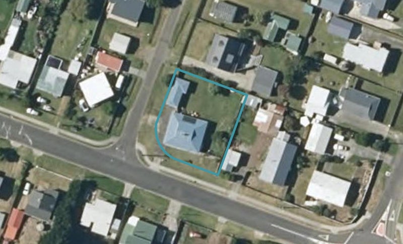7 Pratt Avenue, Foxton Beach, Foxton - Carousel 1