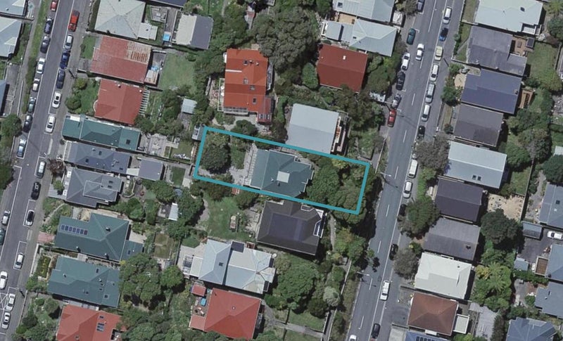 304 Adelaide Road, Newtown, Wellington - Carousel 1
