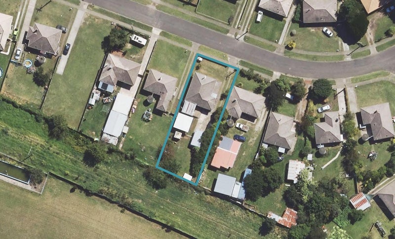 21 Manuka Street, Elgin, Gisborne - Carousel 1