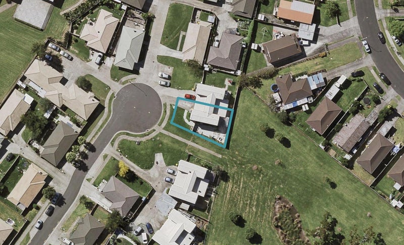 15 Serenity Place, Otara, Auckland - Carousel 1